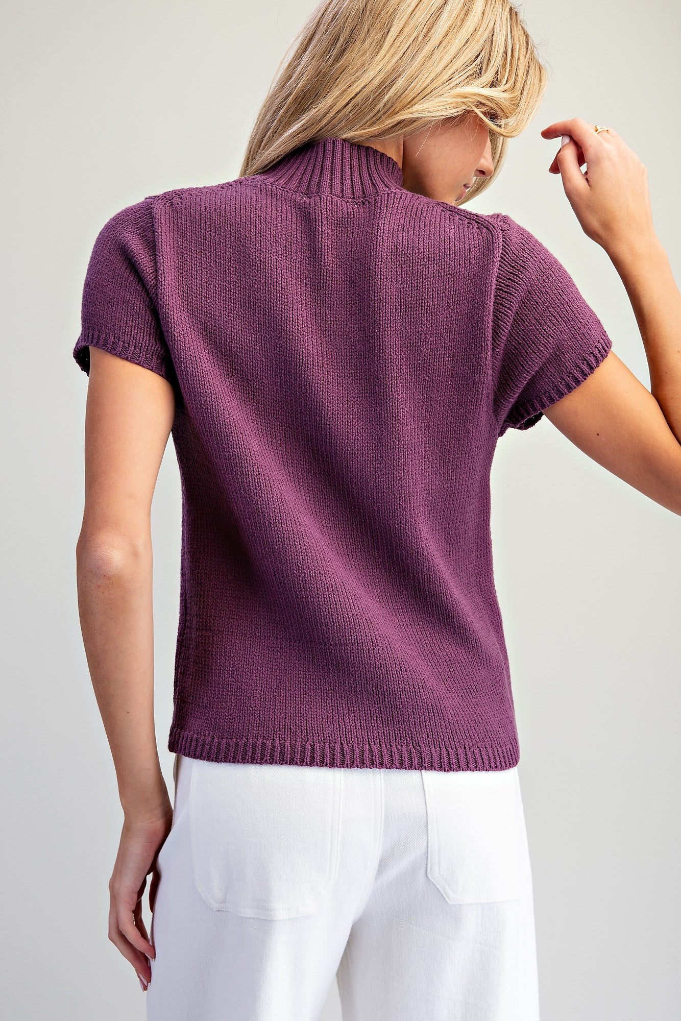 ee:some Mock Neck Short Sleeve Knit Top