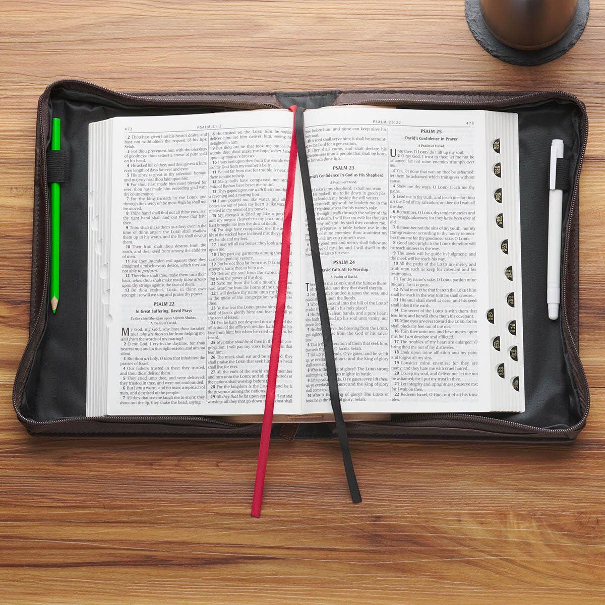 Bible Cover Classic Brown Crown of Thorns/Amazing G Isa 53:5