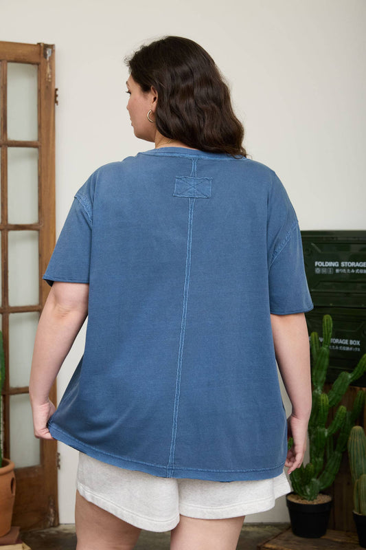 PLUS WASHED RELAXED SHORT SLEEVE V NECK KNIT TOP