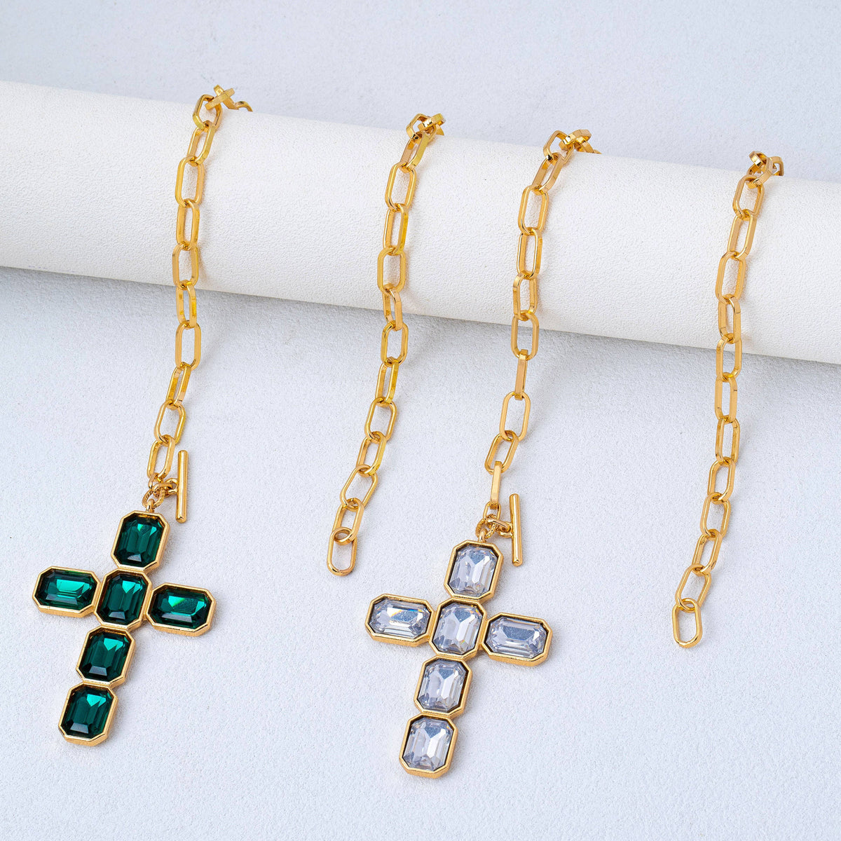 Bezel Set Rhinestone Cross Front Toggle Necklace | 80N93437