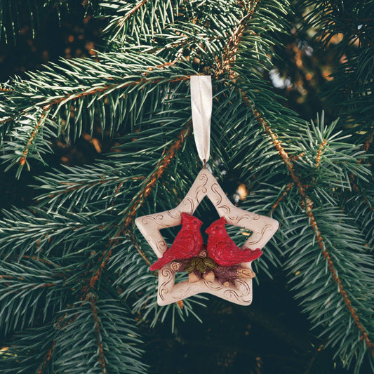 ORNAMENT WHITE START WITH CARDINALS