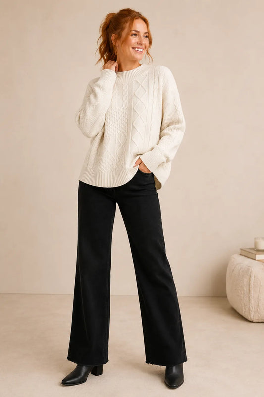 31" INSEAM WIDE LEG FRAY HEM JEAN