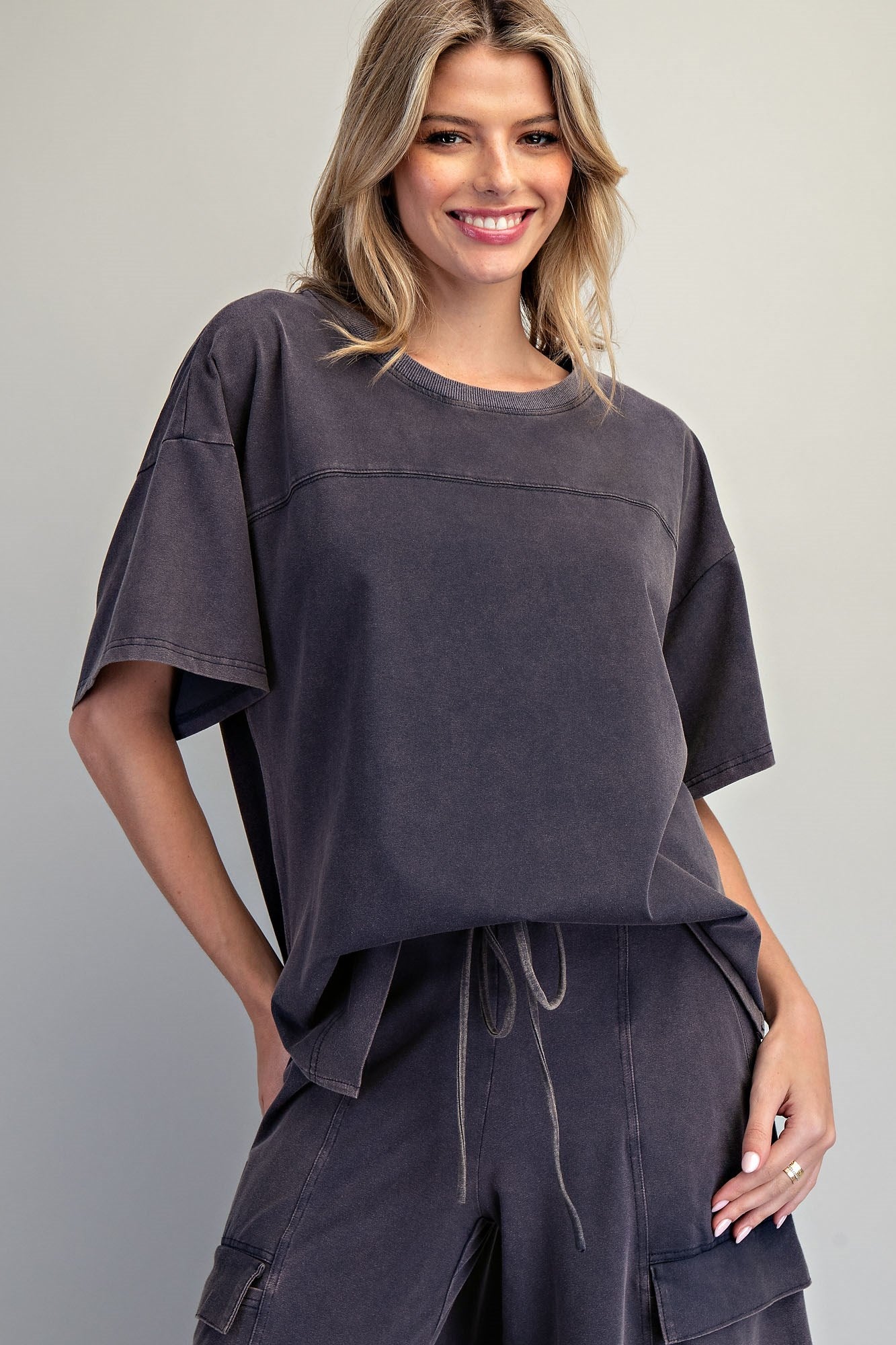 ee:some Mineral Washed Round Neck Top