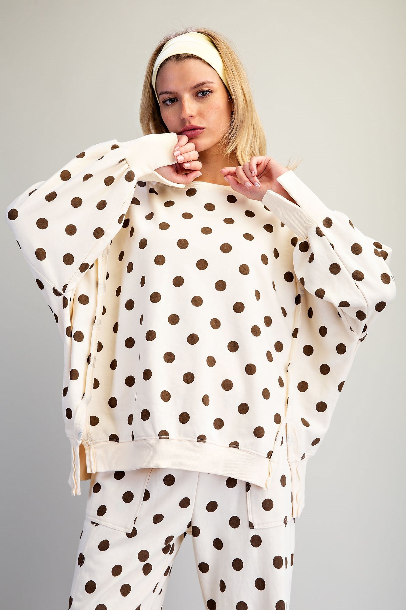 ee:some Mineral Washed Polka Dot Sweatshirt ✨
