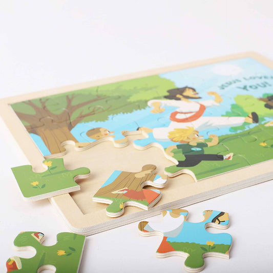 Puzzle Wood Jigsaw Jesus Playing