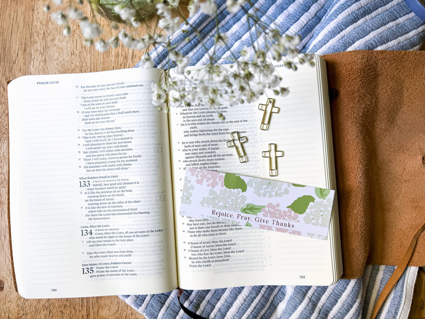 Cross Paperclip and Bookmark Set- Rejoice, Pray, Give Thanks