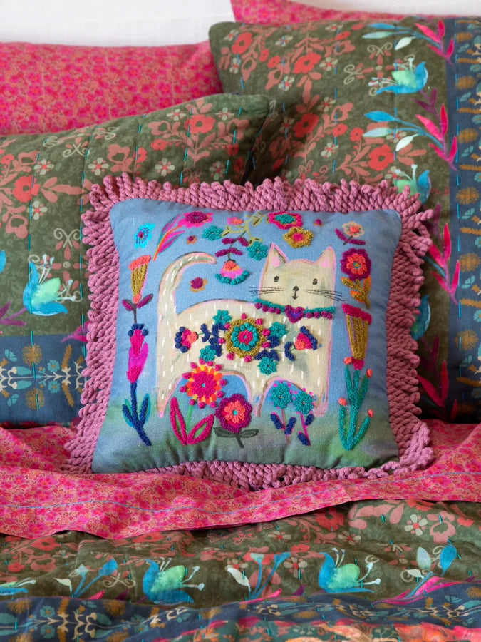 NL - Tufted Boho Pillow Cat