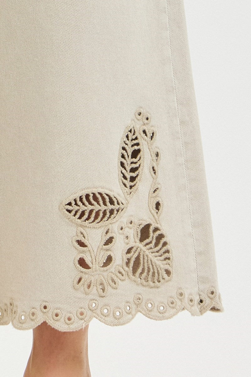 PLUS TUMMY CONTROL HR CROP WIDE EYELET-EMBROIDERED HEM PANTS