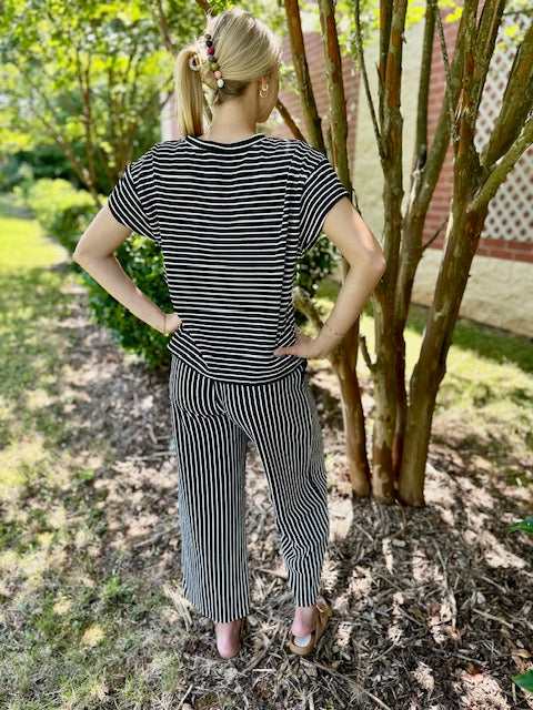 "The Jade" Black & White Comfy Set w/Pockets
