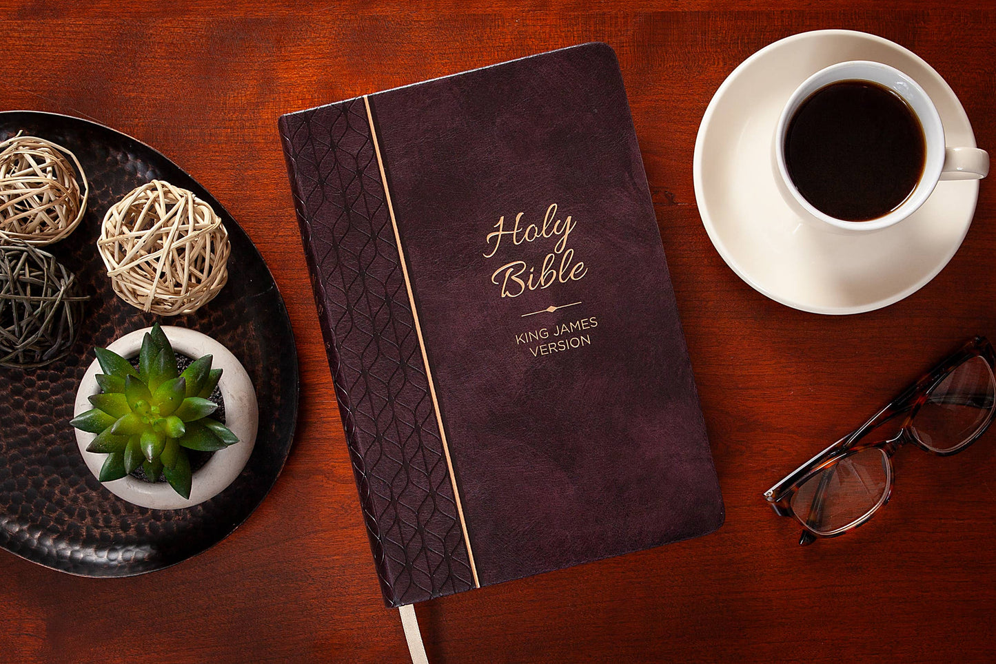 KJV Bible - Giant Print Maroon