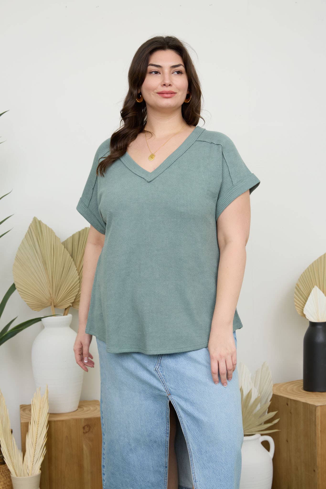 PLUS RAW EDGE V NECK EXTENDED SLEEVE KNIT TOP - Sage